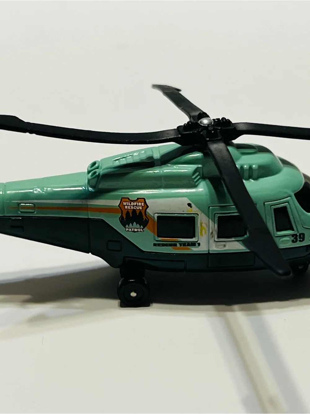 Mattel Green Rescue Team Helicopter Die Cast Toy 2007